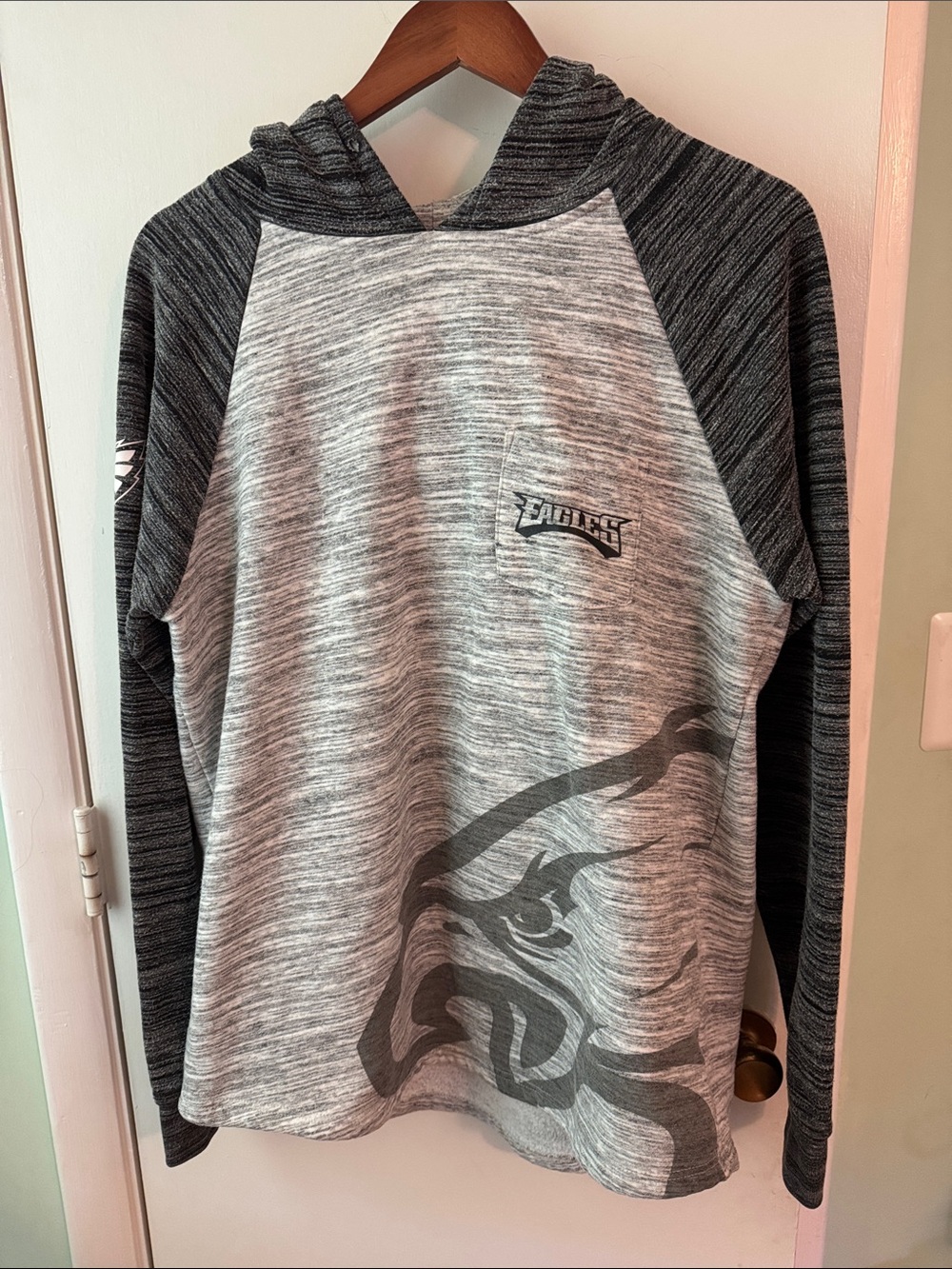 Eagles Gray & Black Raglan Pullover Hoodie